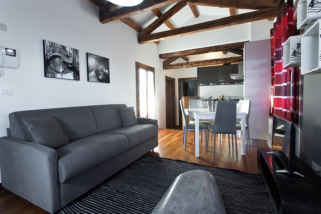 Good Wine Apartments Venice Bilik gambar