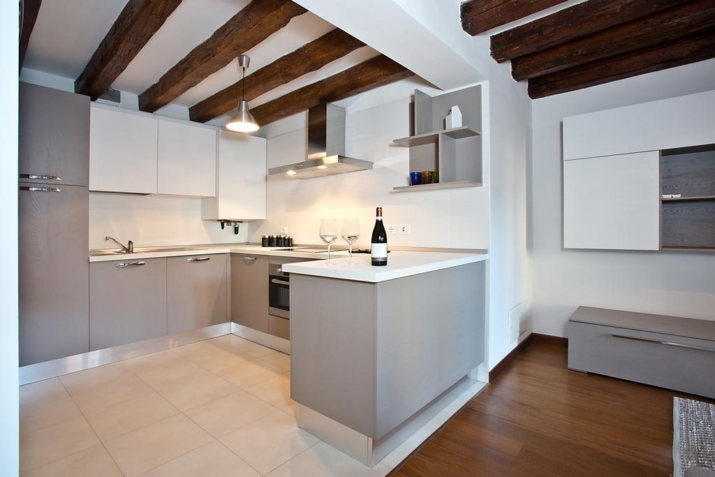 Good Wine Apartments Venice Bilik gambar